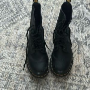 Doc marten lace up boots